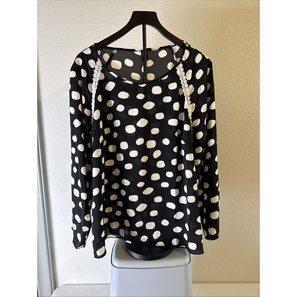 Emery Rose Women's Black Polka Dot 3/4 Sleeve with Crochet Detail Size 2XL